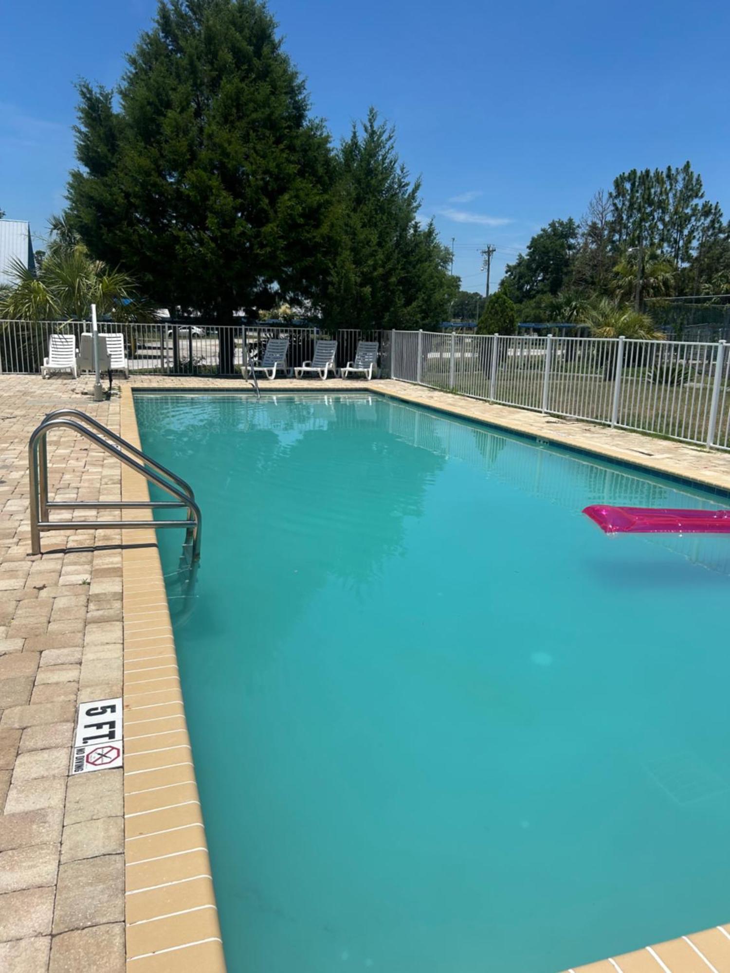 Deerwood Inn & Madison Campground מראה חיצוני תמונה