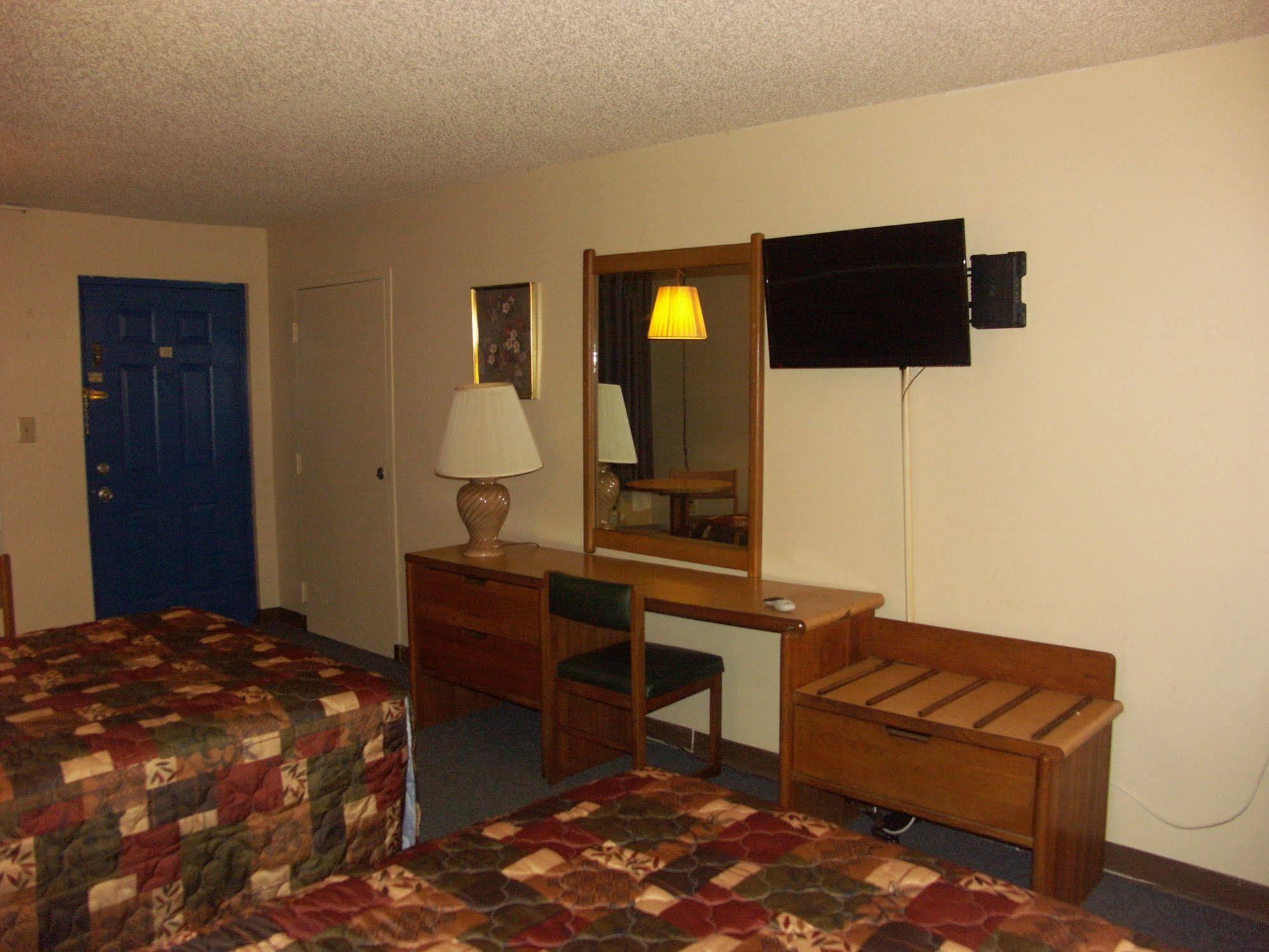 Deerwood Inn & Madison Campground מראה חיצוני תמונה