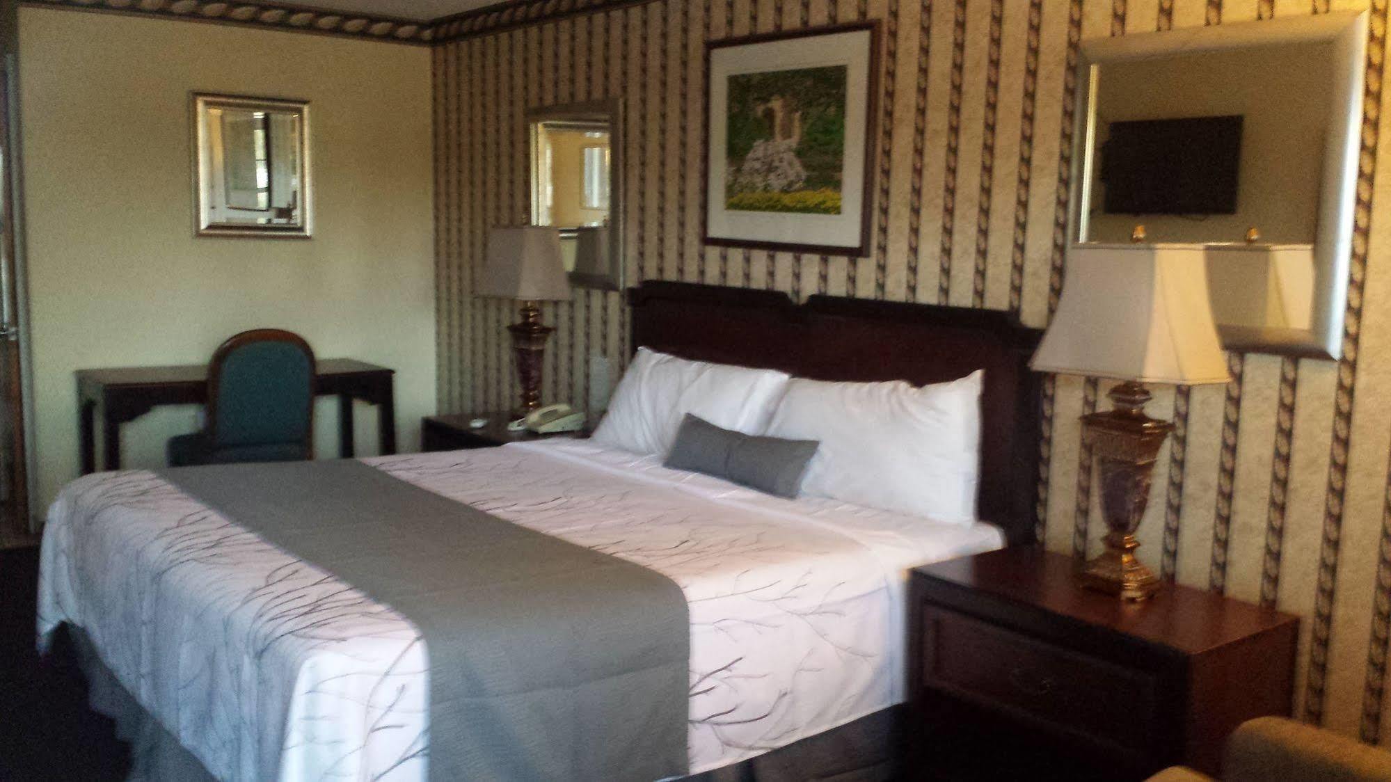 Deerwood Inn & Madison Campground מראה חיצוני תמונה